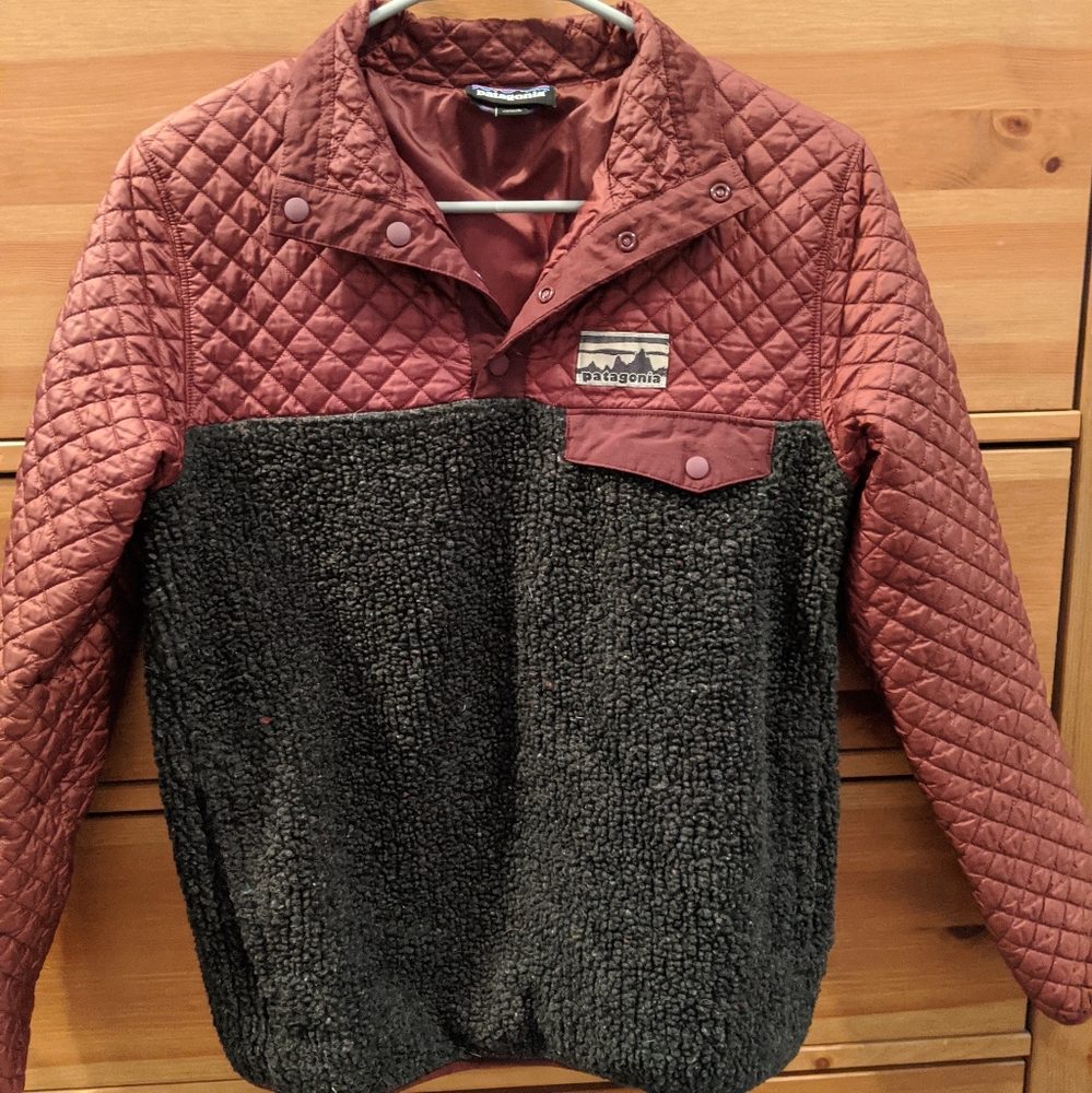 Patagonia quilted pullover